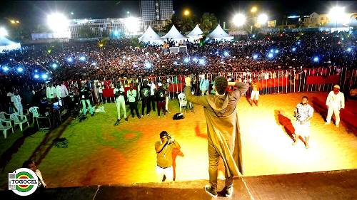 TOGOCEL PLAGE CONTINUE SON SHOW